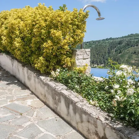 In Vigna Luogosano